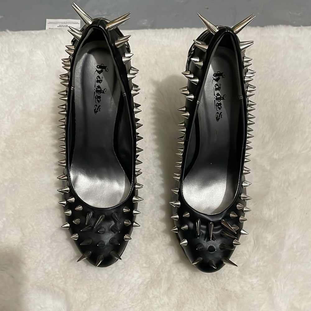 Spiked heels